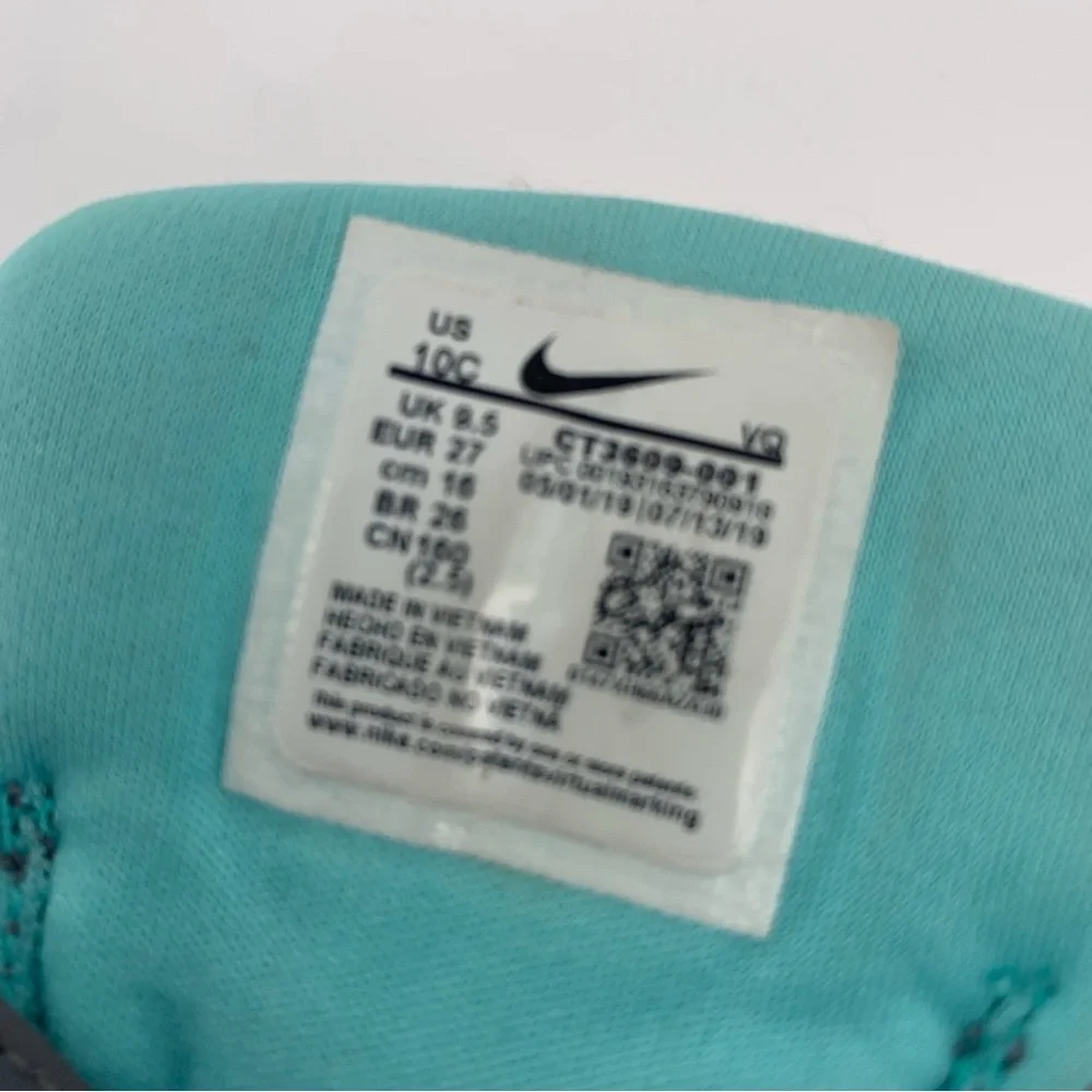 Nike Kids Gray and Aqua Sneakers